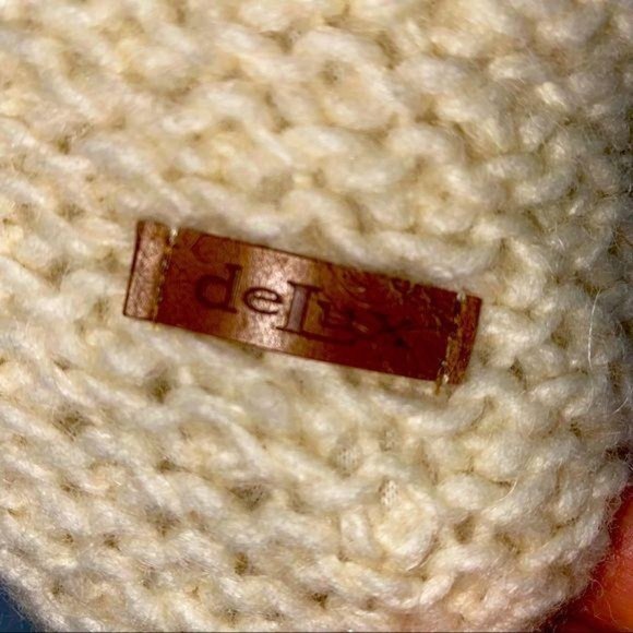 deLuX Handmade Wool Lamb Trapper Hat - Picture 4 of 9